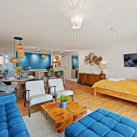 Maisuites Eisvogel - Zentrale Luxuswohnung Mit Direktem Seeblick I Bis 4 Personen I Premiumkueche I Boxspringbett I Kaffeevollautomat I Parkplatz I Barrierearm & Aufzug Apartmán