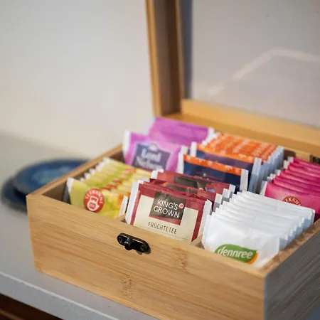 Apartmán Maisuites Eisvogel - Zentrale Luxuswohnung Mit Direktem Seeblick I Bis 4 Personen I Premiumkueche I Boxspringbett I Kaffeevollautomat I Parkplatz I Barrierearm & Aufzug