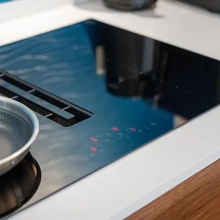 Apartmán Maisuites Eisvogel - Zentrale Luxuswohnung Mit Direktem Seeblick I Bis 4 Personen I Premiumkueche I Boxspringbett I Kaffeevollautomat I Parkplatz I Barrierearm & Aufzug