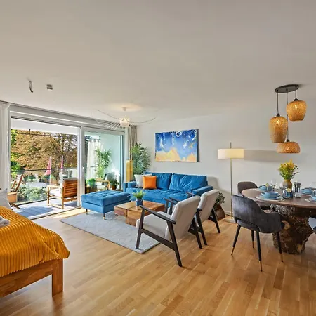 Maisuites Eisvogel - Zentrale Luxuswohnung Mit Direktem Seeblick I Bis 4 Personen I Premiumkueche I Boxspringbett I Kaffeevollautomat I Parkplatz I Barrierearm & Aufzug