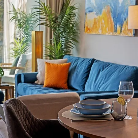 Appartement Maisuites Eisvogel - Zentrale Luxuswohnung Mit Direktem Seeblick I Bis 4 Personen I Premiumkueche I Boxspringbett I Kaffeevollautomat I Parkplatz I Barrierearm & Aufzug *