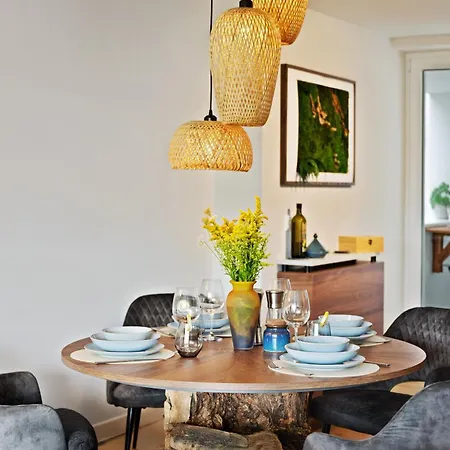 Maisuites Eisvogel - Zentrale Luxuswohnung Mit Direktem Seeblick I Bis 4 Personen I Premiumkueche I Boxspringbett I Kaffeevollautomat I Parkplatz I Barrierearm & Aufzug *